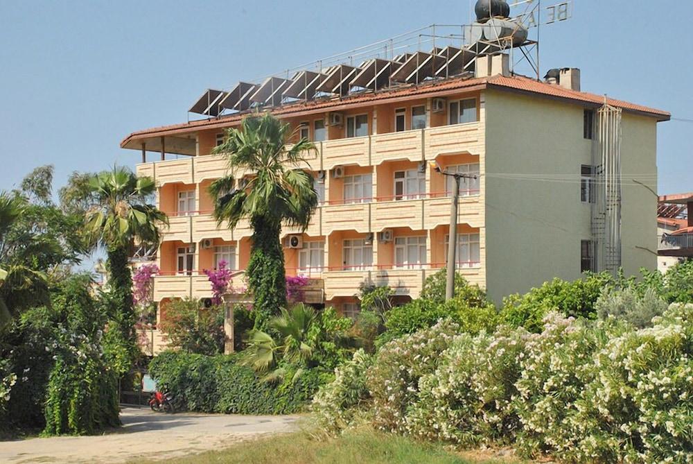 Beyaz Saray Hotel Side Exteriér fotografie